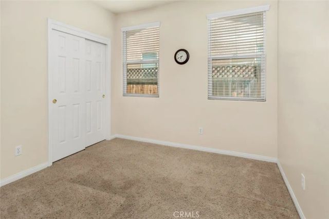 331 Hollyhill Drive, Bakersfield, CA 93312