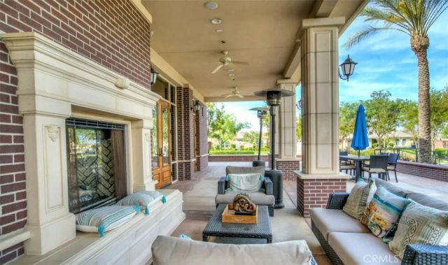 331 Hollyhill Drive, Bakersfield, CA 93312