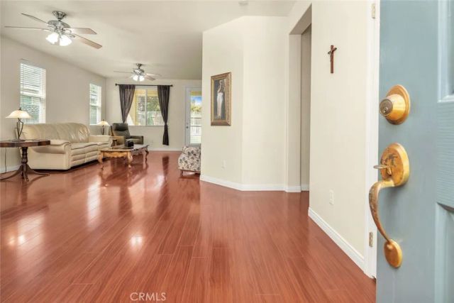 331 Hollyhill Drive, Bakersfield, CA 93312