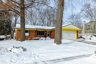500 Old Creek Drive, Saline City, MI 48176