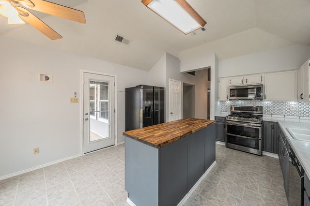 628 Teakwood Drive, Flower Mound, TX 75028