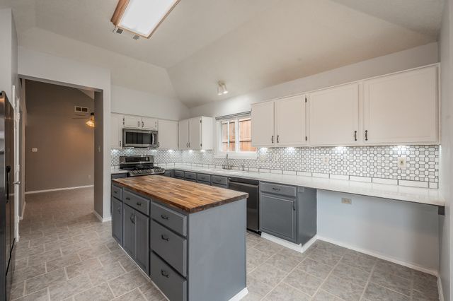 628 Teakwood Drive, Flower Mound, TX 75028