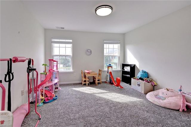 6 Ada CT, Hampton, VA 23666