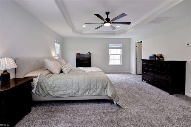 6 Ada CT, Hampton, VA 23666
