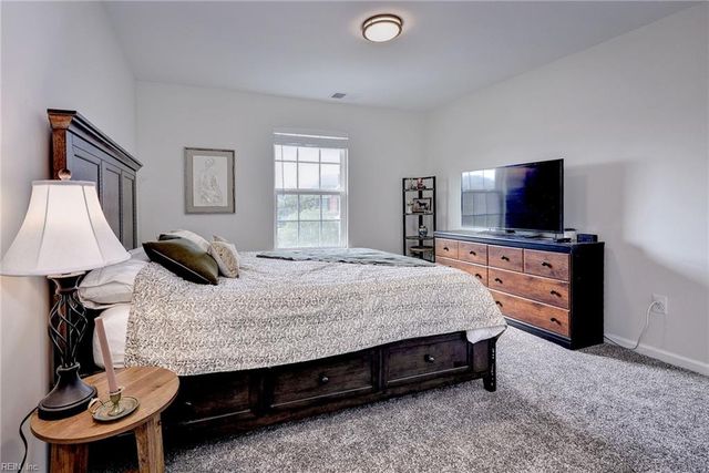 6 Ada CT, Hampton, VA 23666