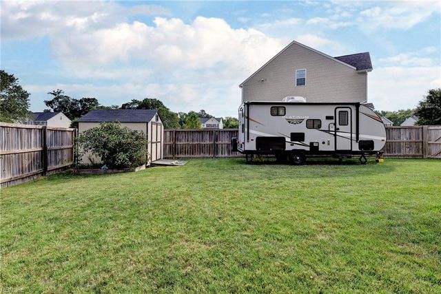 6 Ada CT, Hampton, VA 23666