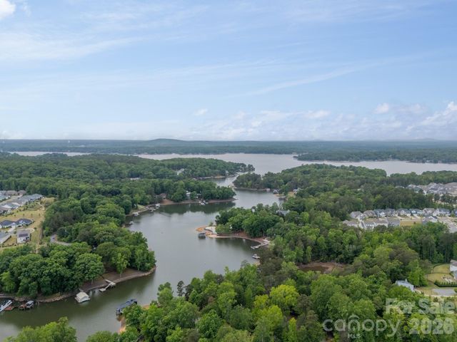 17036 Challory Glen Way, Charlotte, NC 28278