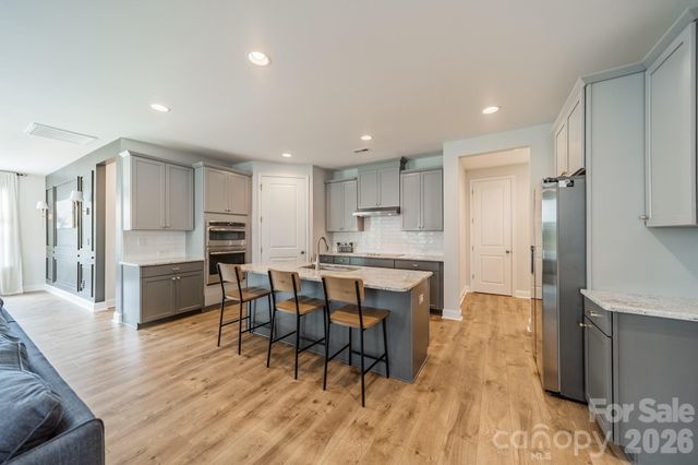 17036 Challory Glen Way, Charlotte, NC 28278