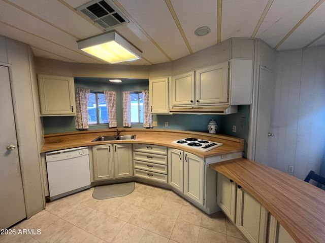 10960 N 67TH Avenue 81, Glendale, AZ 85304