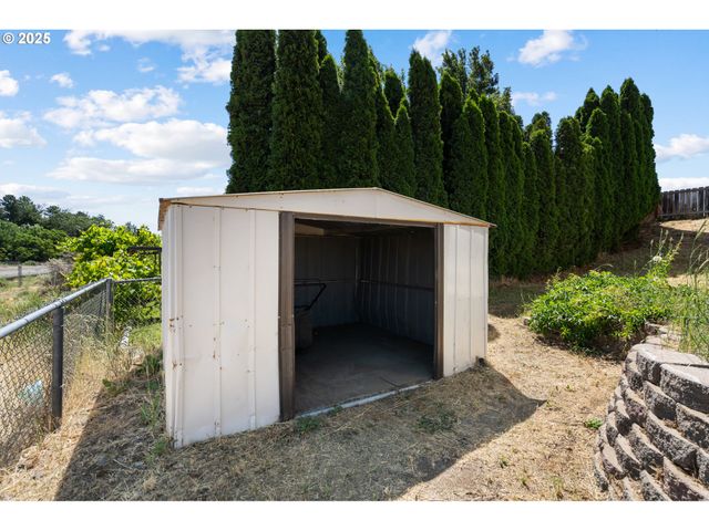 55 TRUMAN Ave, Umatilla, OR 97882