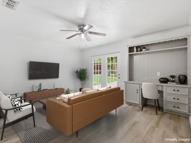 904 Aluminum Plant Road, Rockwall, TX 75087