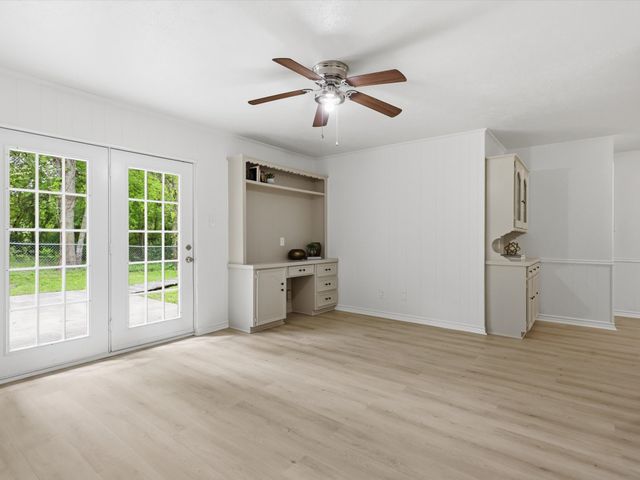 904 Aluminum Plant Road, Rockwall, TX 75087