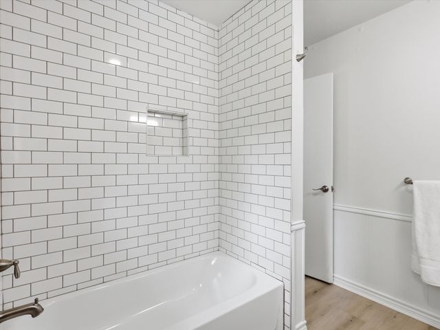 904 Aluminum Plant Road, Rockwall, TX 75087