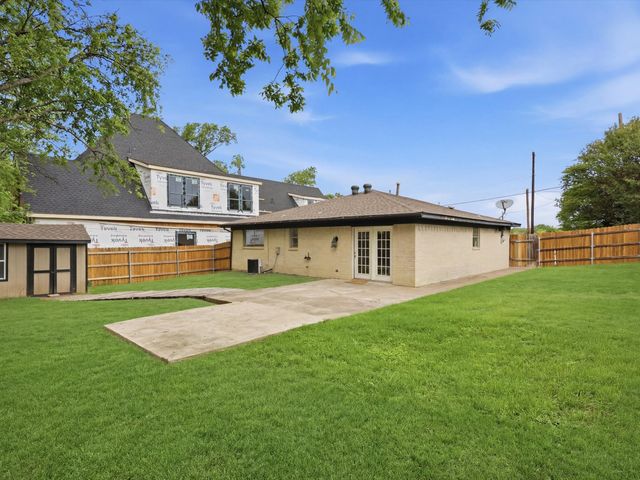 904 Aluminum Plant Road, Rockwall, TX 75087