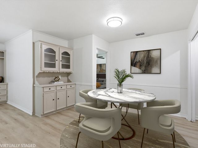 904 Aluminum Plant Road, Rockwall, TX 75087