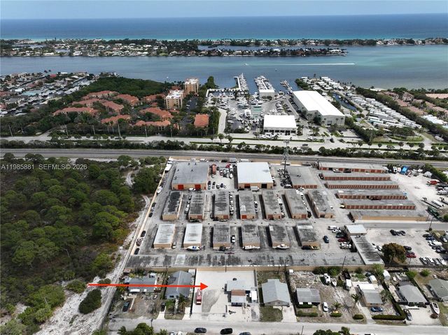 7772 Loomis Street, Hypoluxo, FL 33462