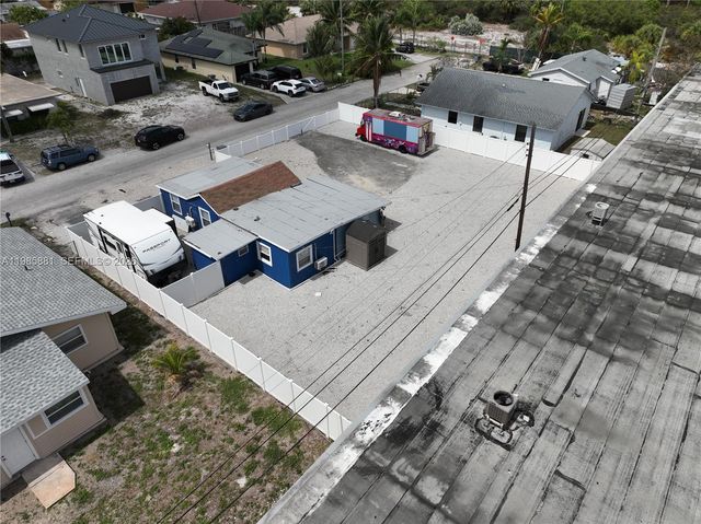 7772 Loomis Street, Hypoluxo, FL 33462