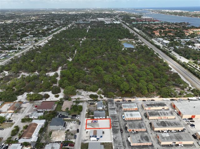 7772 Loomis Street, Hypoluxo, FL 33462