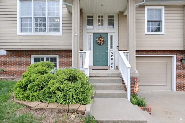 3024 Irene Circle, Manhattan, KS 66502