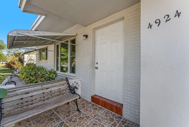 4924 NW 52nd Court, Tamarac, FL 33319