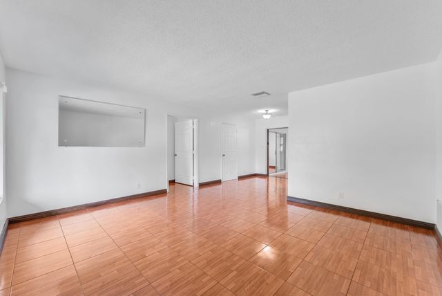 4924 NW 52nd Court, Tamarac, FL 33319