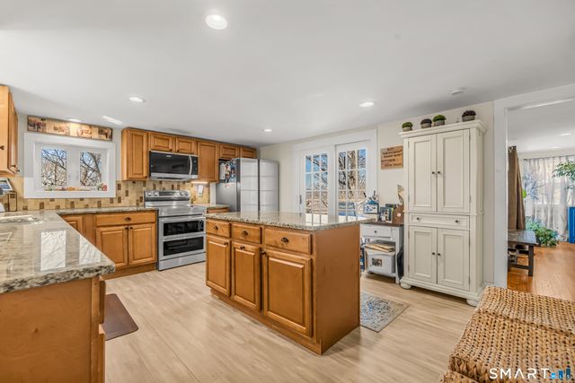 214 Pumpkin Hill Road, New Milford, CT 06776