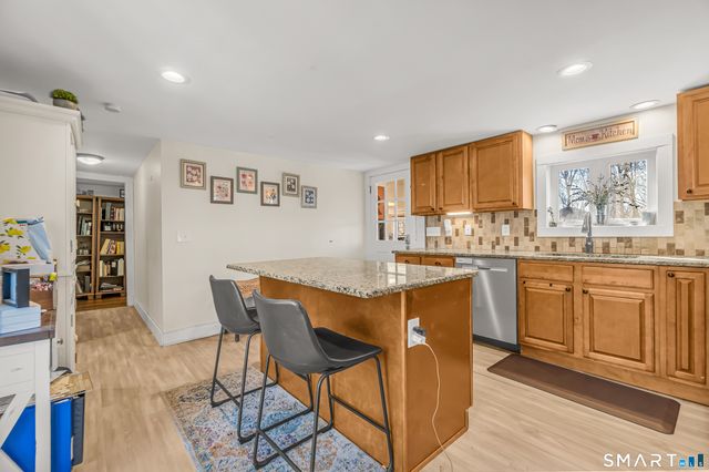 214 Pumpkin Hill Road, New Milford, CT 06776