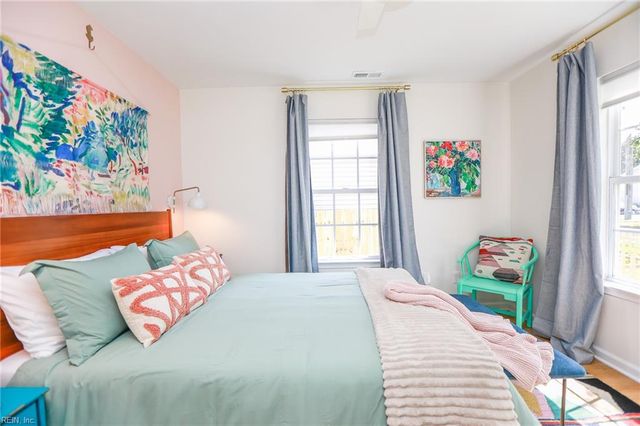 9561 1st View ST, Norfolk, VA 23503