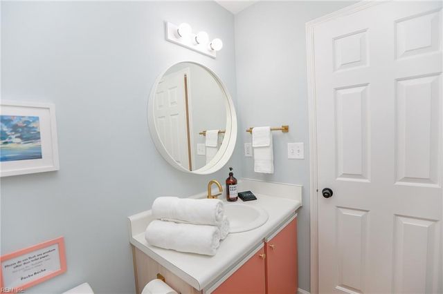 9561 1st View ST, Norfolk, VA 23503