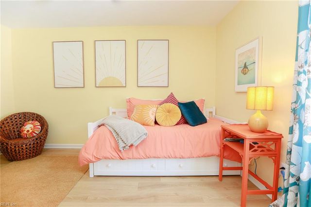 9561 1st View ST, Norfolk, VA 23503