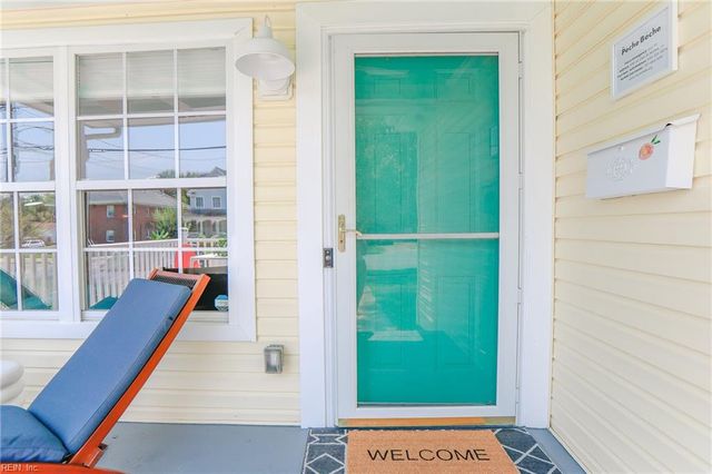 9561 1st View ST, Norfolk, VA 23503