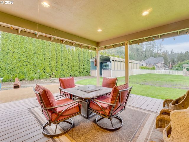 23708 1ST St Ne, Aurora, OR 97002