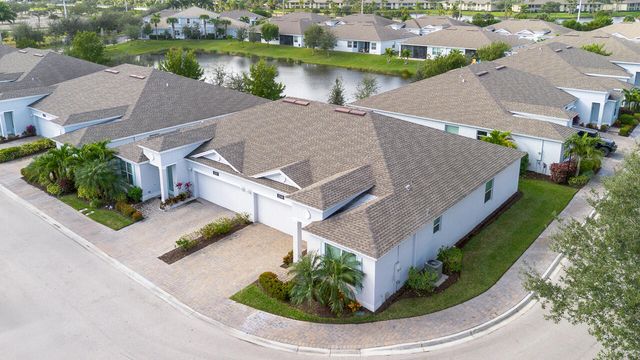 2590 Bella Vista Circle, Vero Beach, FL 32966