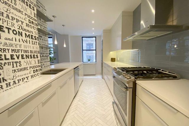 175 W 73rd St Apt 3F, New York City, NY 10023