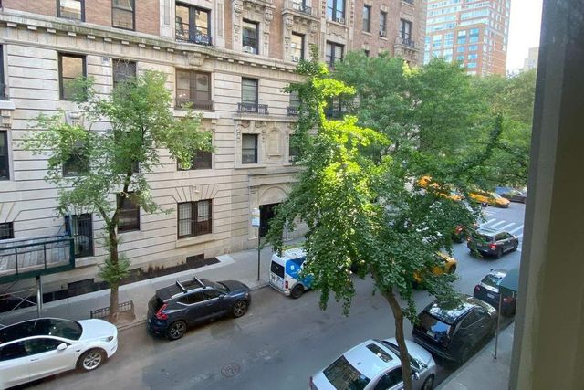 175 W 73rd St Apt 3F, New York City, NY 10023