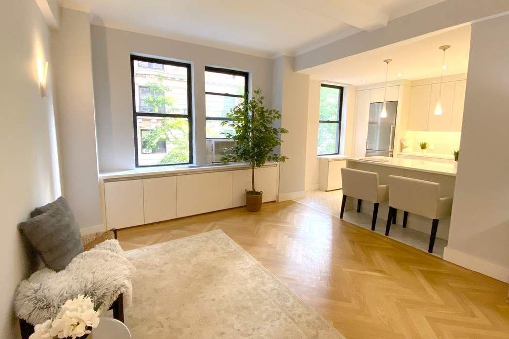 175 W 73rd St Apt 3F, New York City, NY 10023