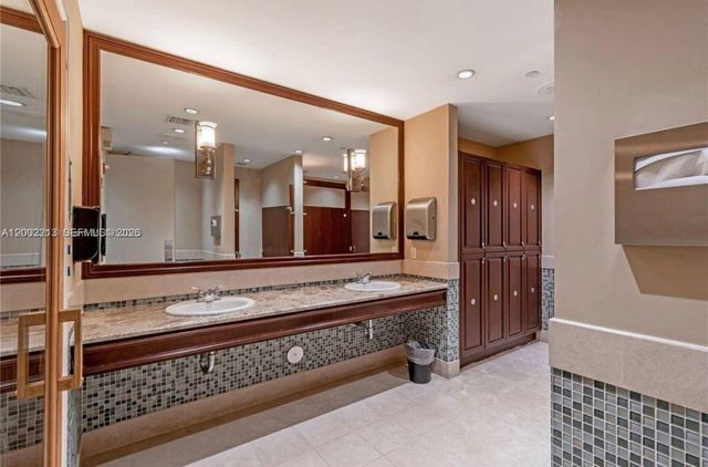 20000 E Country Club Drive 906, Aventura, FL 33180
