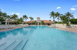 20000 E Country Club Drive 906, Aventura, FL 33180
