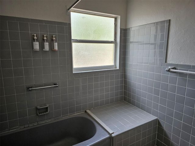 7409 MANATEE STREET, Sarasota, FL 34243