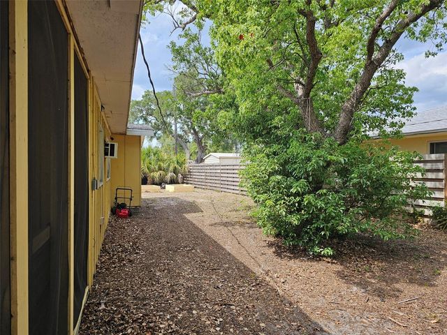 7409 MANATEE STREET, Sarasota, FL 34243