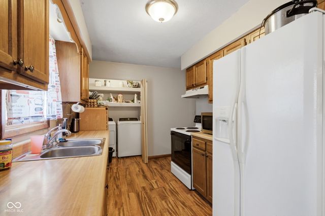 618 Meadows Drive, Mooresville, IN 46158
