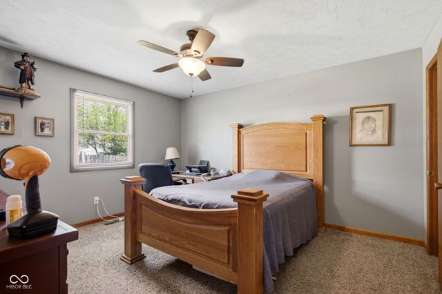 618 Meadows Drive, Mooresville, IN 46158