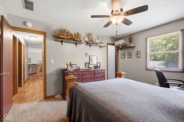618 Meadows Drive, Mooresville, IN 46158
