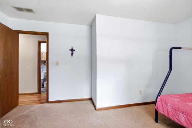 618 Meadows Drive, Mooresville, IN 46158
