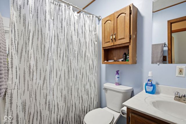 618 Meadows Drive, Mooresville, IN 46158