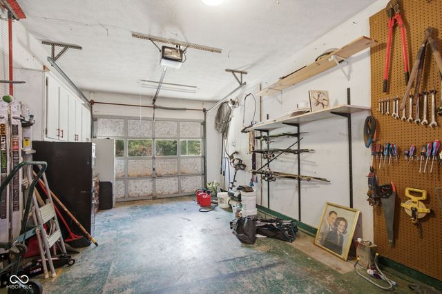 618 Meadows Drive, Mooresville, IN 46158