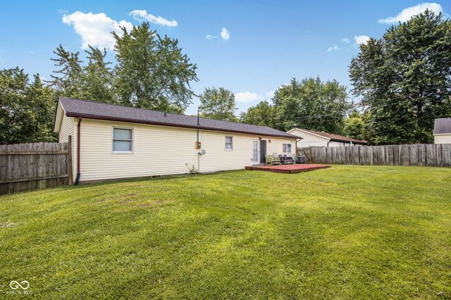 618 Meadows Drive, Mooresville, IN 46158