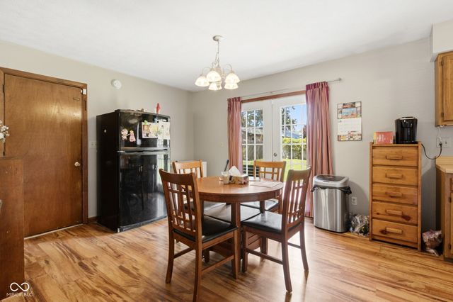 618 Meadows Drive, Mooresville, IN 46158