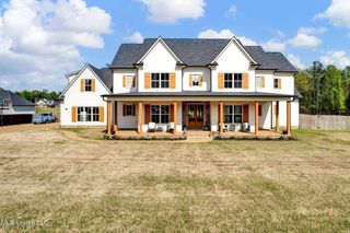 326 Fairview Trail, Byhalia, MS 38611