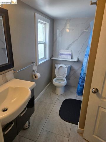 15540 Hesperian Blvd, San Lorenzo, CA 94580